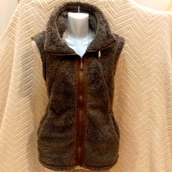 i Sapparel Sage Green Sherpa & Leather Vest! Convertible Collar/Hood! - Picture 2 of 13